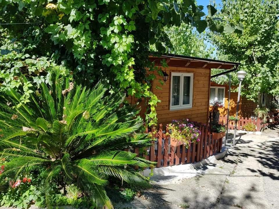 Hotel Camping Onda Azzurra Ortona Exterior foto